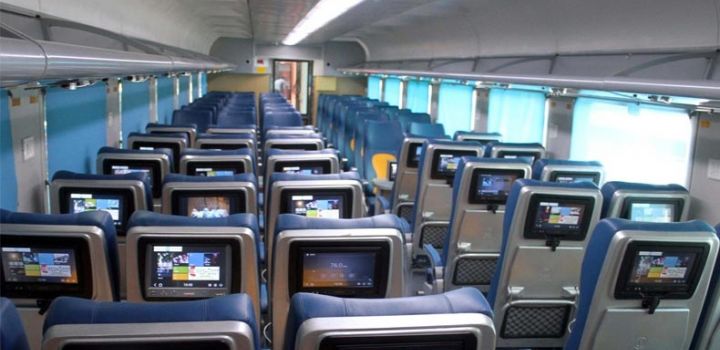 क्या है खास भारत की सबसे हाईटेक ट्रेन 'तेजस' में