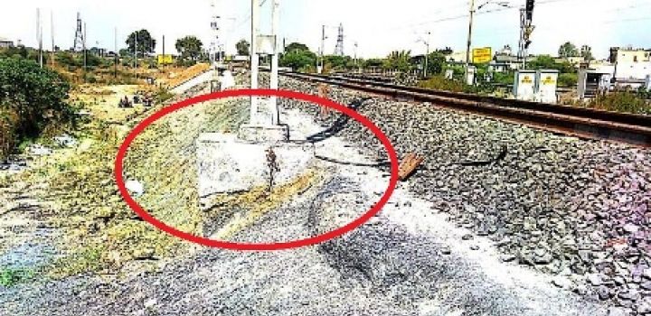 तीसरी रेल लाइन: 200 खंभे टेढ़े, RVNL में भ्रष्टाचार की आशंका